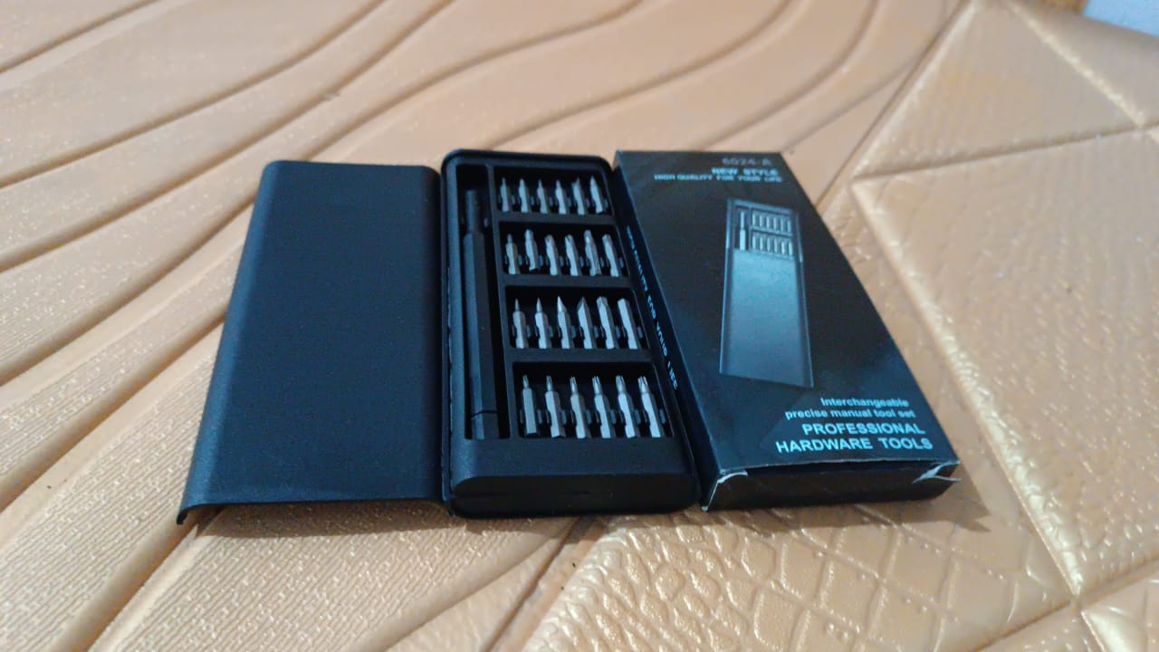 24-in-1 Precision Screwdriver Set – Durable Plastic Handle & Multi Bit Tool Kit